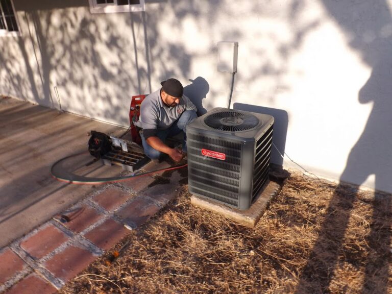 7 Ways to Lower Your Energy Bills This Summer